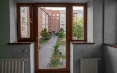 Нестандартное остекление выхода на террасу